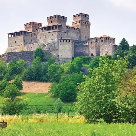 Mimosa 1 * Castello di Contignaco